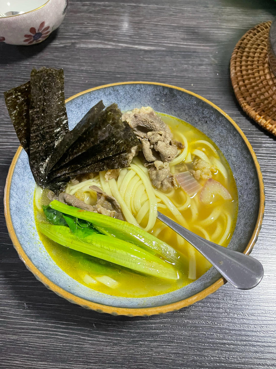 咖喱肥牛乌冬面