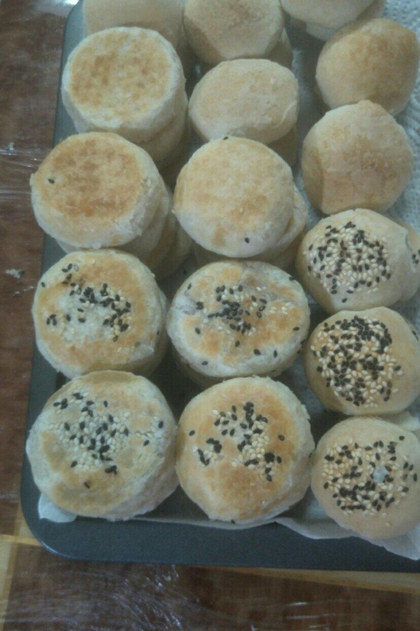 叶娜-8做的堂妈小厨——酥皮绿豆饼