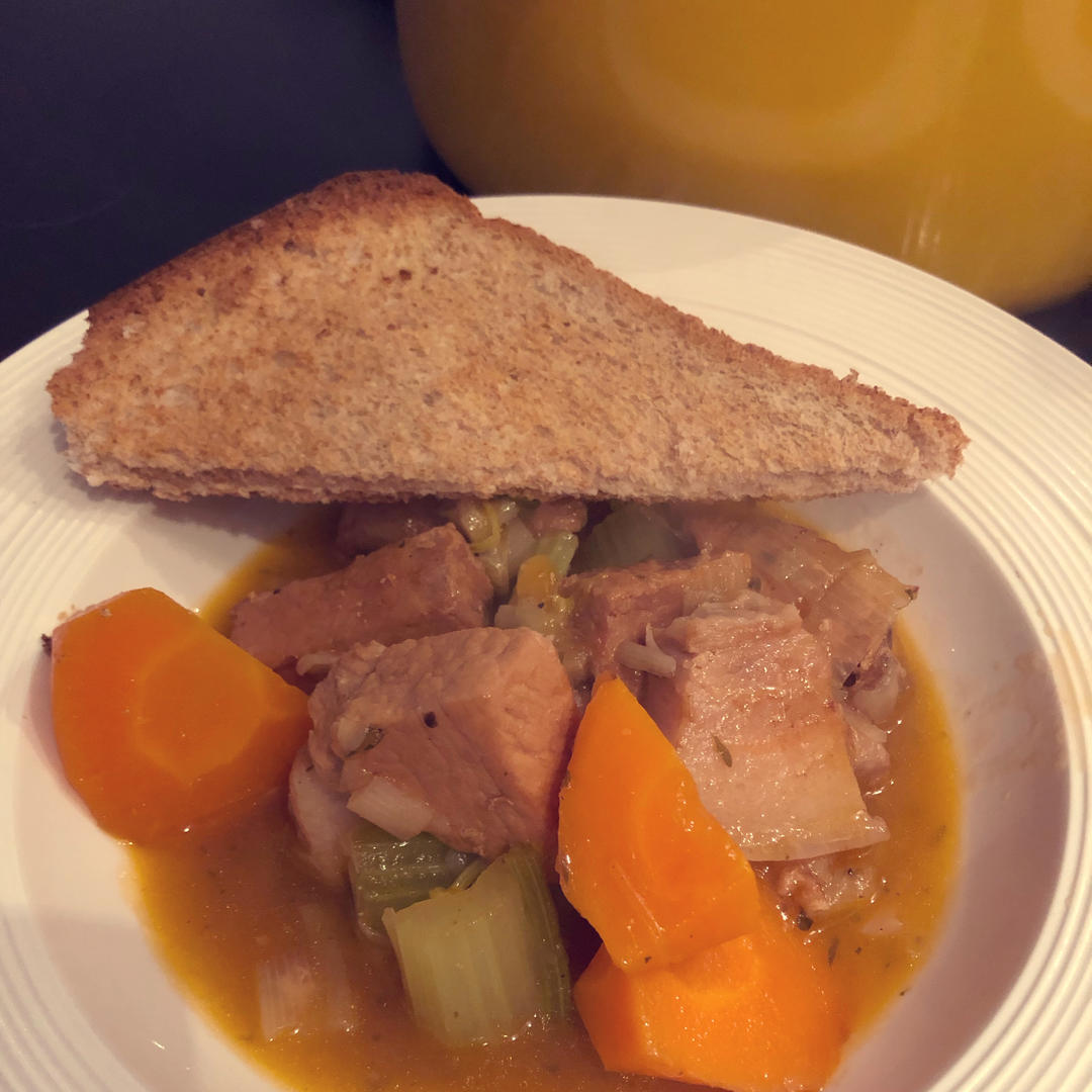 蜂蜜猪肉炖菜 Honeyed Pork Stew