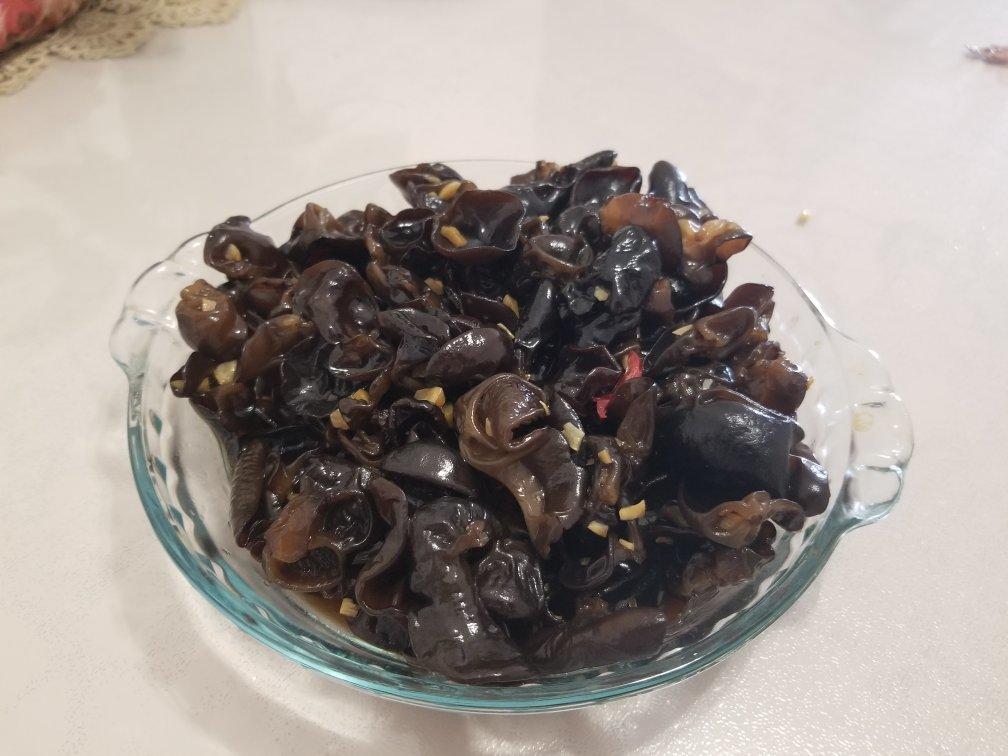 凉拌黑木耳