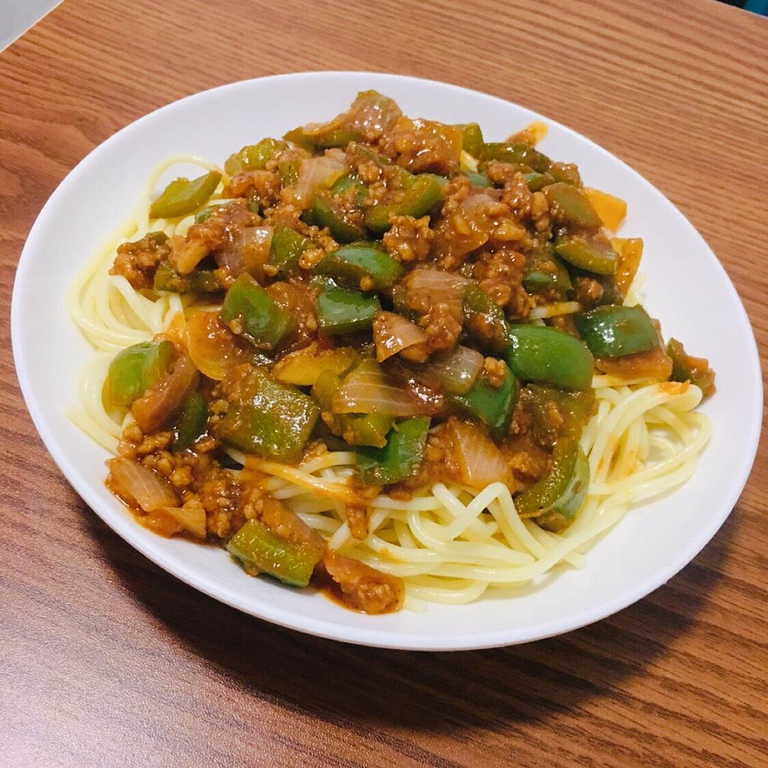 番茄肉酱意大利面