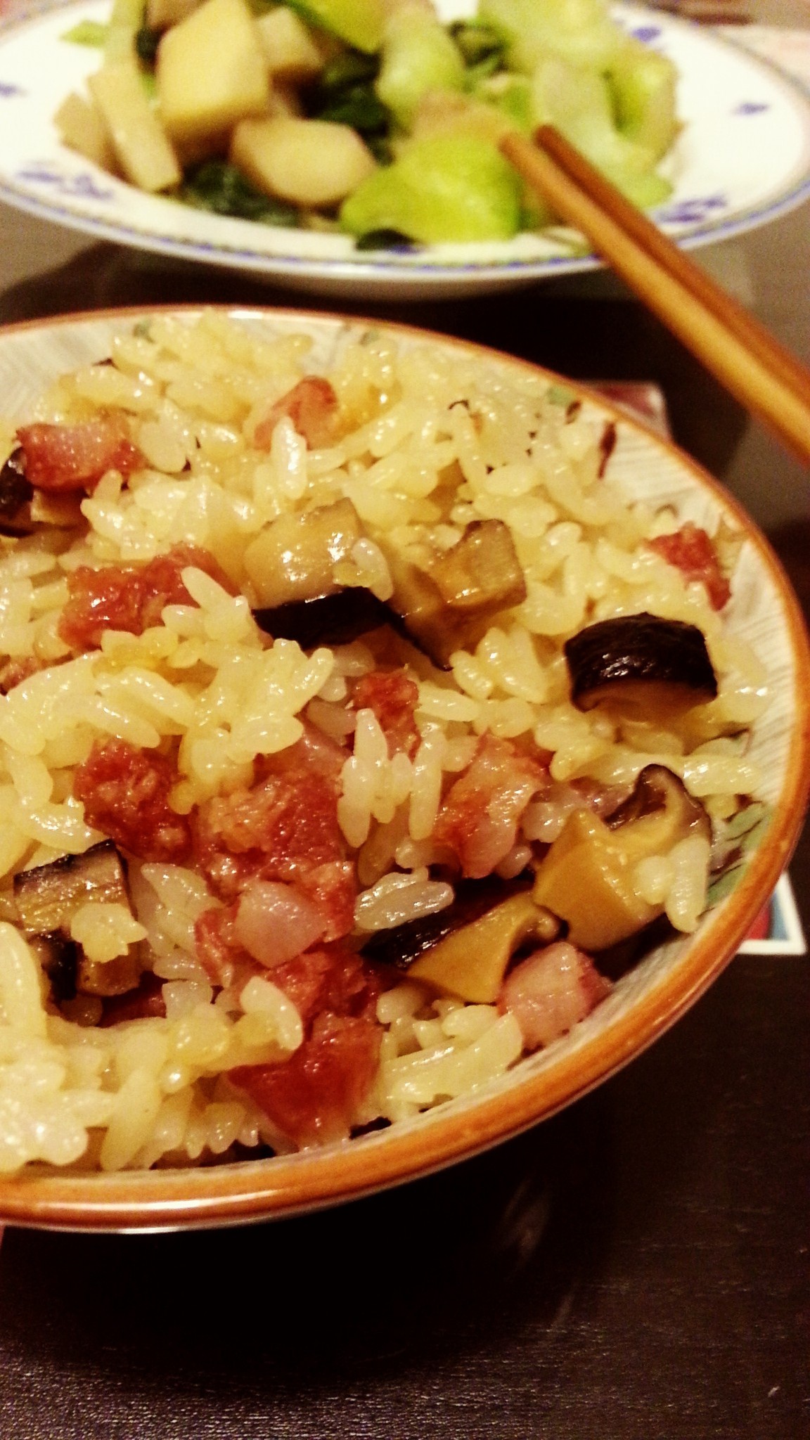 电饭锅版香菇腊肠饭