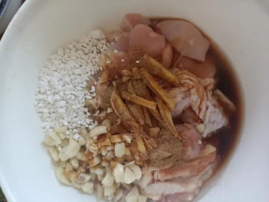 蒜香煎鸡腿肉