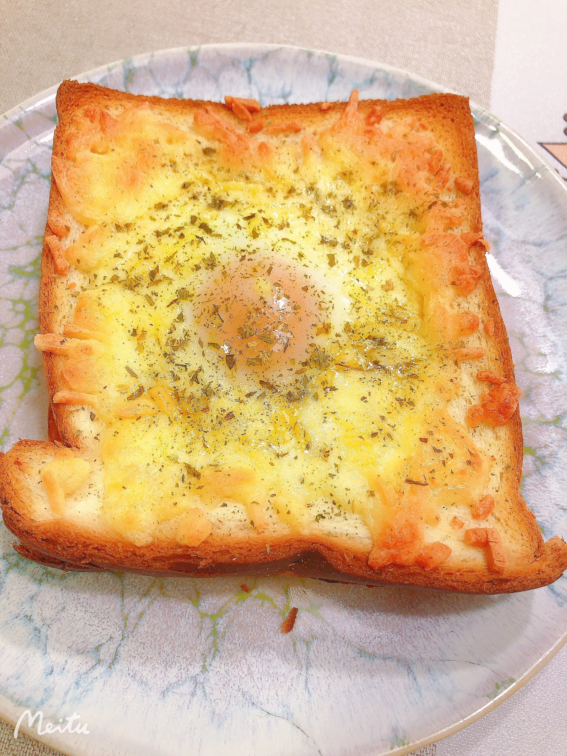 早餐～培根芝士太阳蛋烤吐司的做法