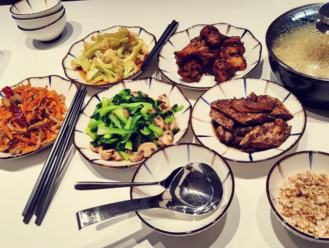 家庭聚餐