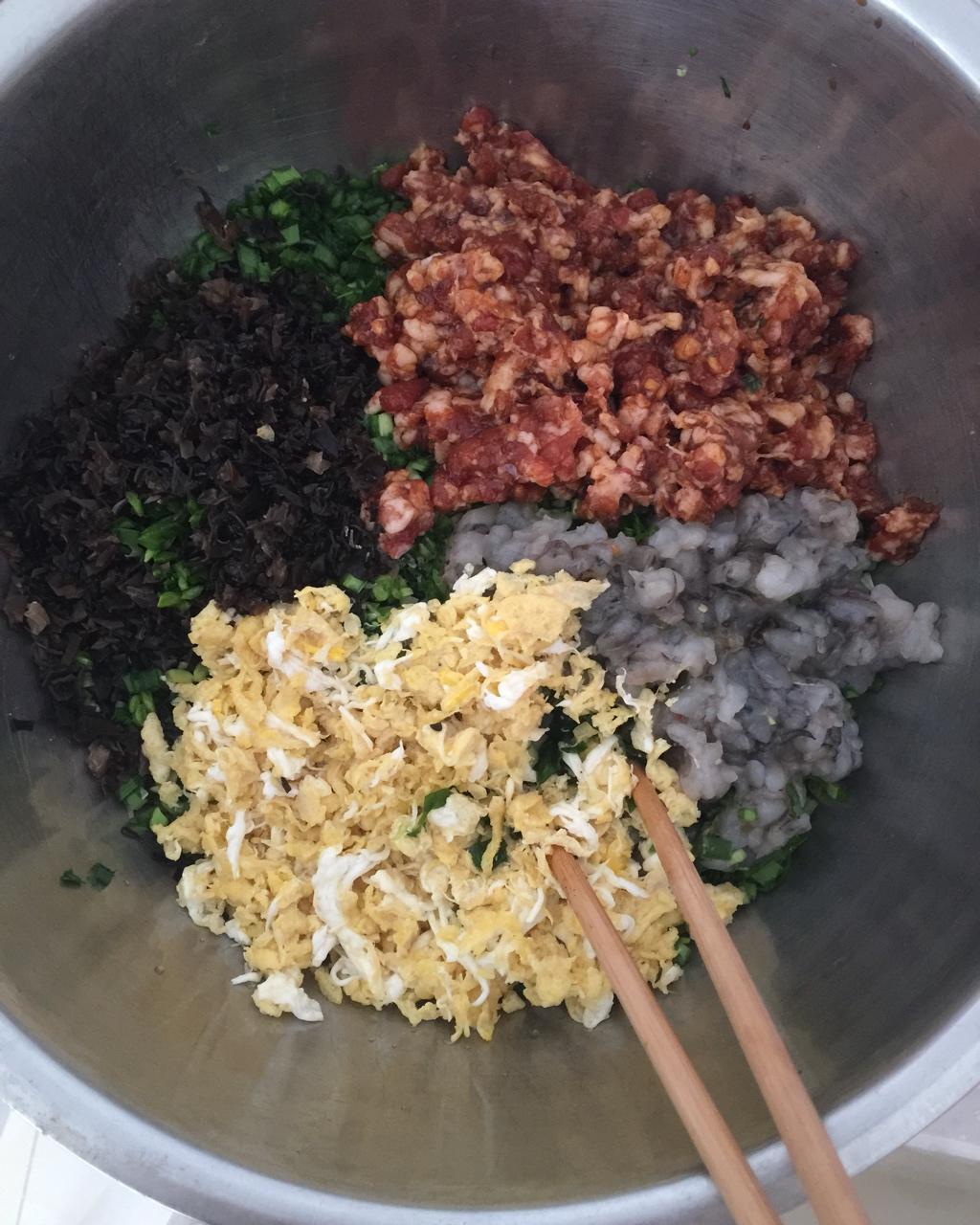 肉三鲜饺子
