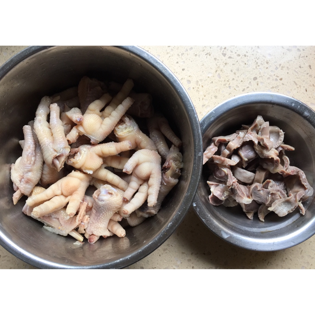 凉拌鸡脚
