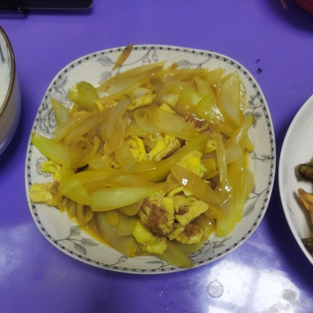简单又好吃的洋葱炒鸡蛋