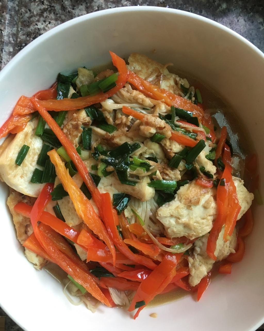 金针菇焖豆腐