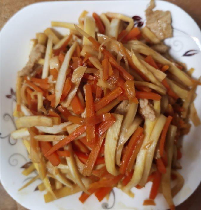 茭白炒肉丝