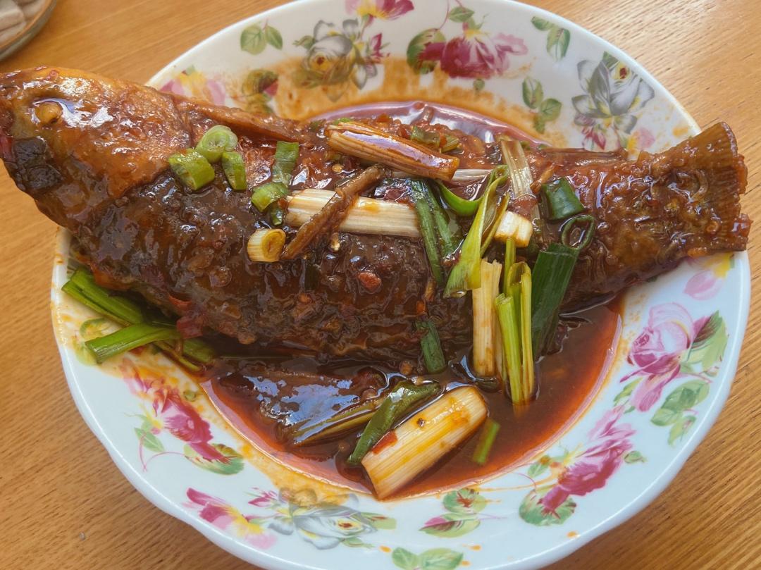 红烧鲫鱼