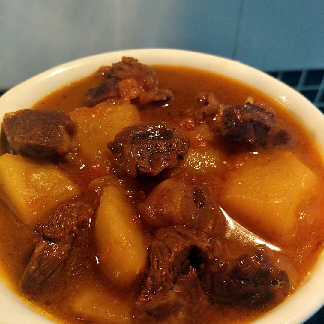番茄土豆炖牛腩