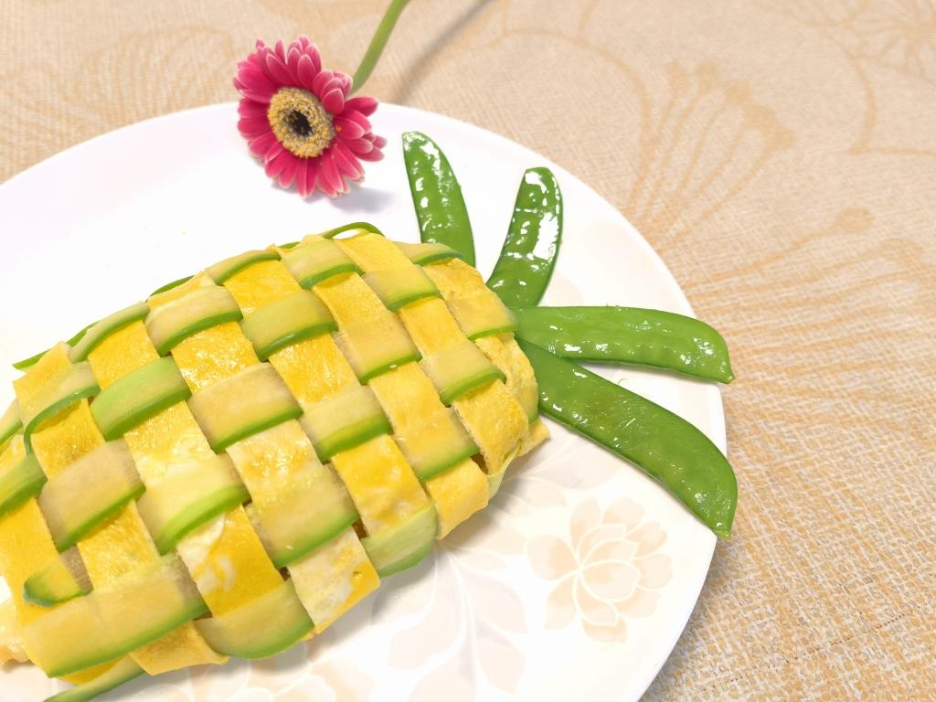 高颜值快手年夜饭之菠萝造型摆盘