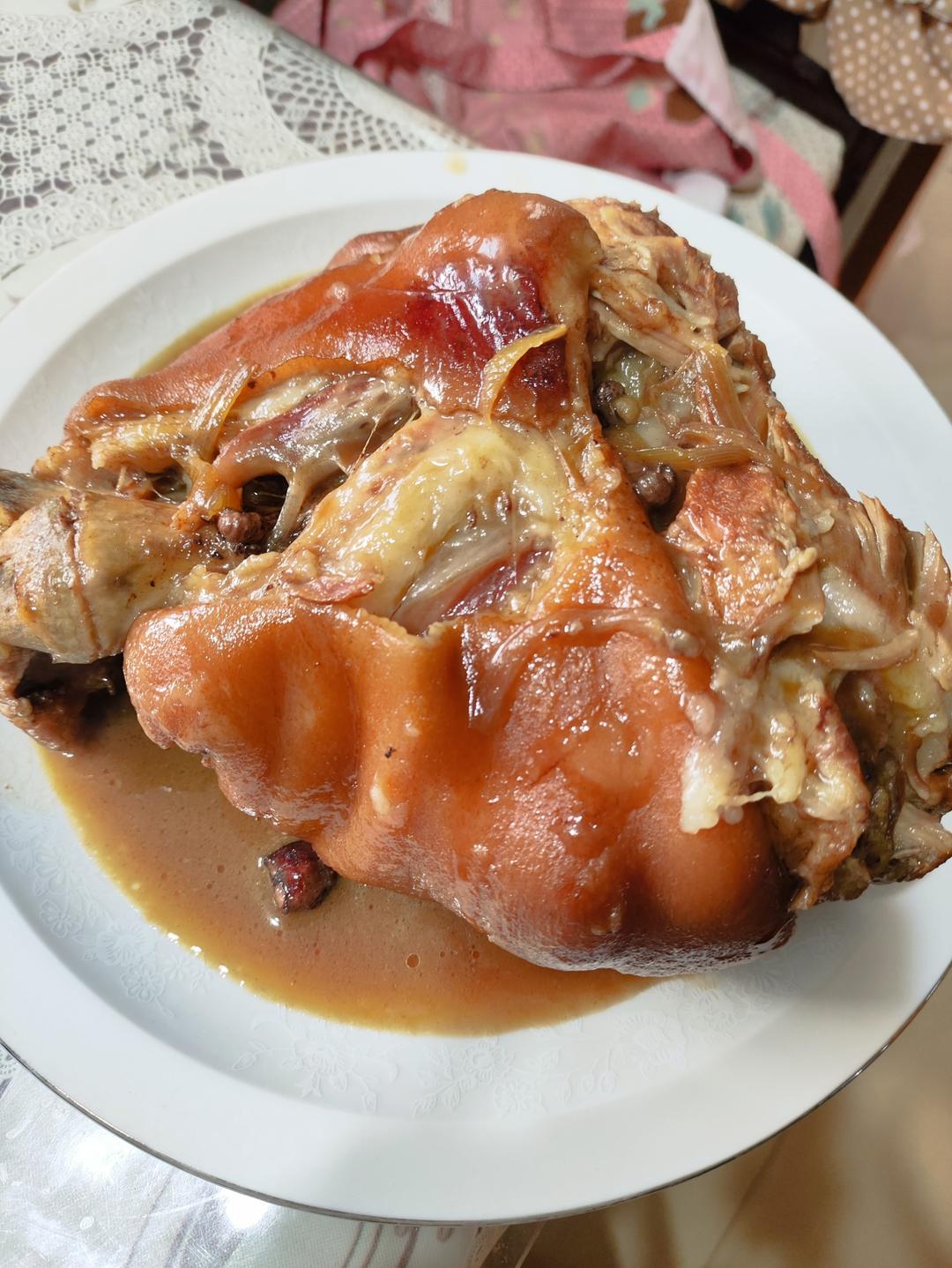 红烧肘子