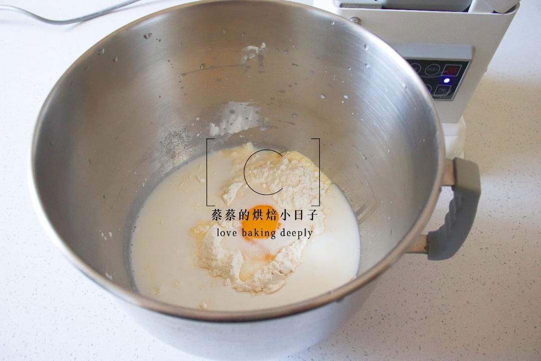 纯奶手撕吐司的做法 步骤1