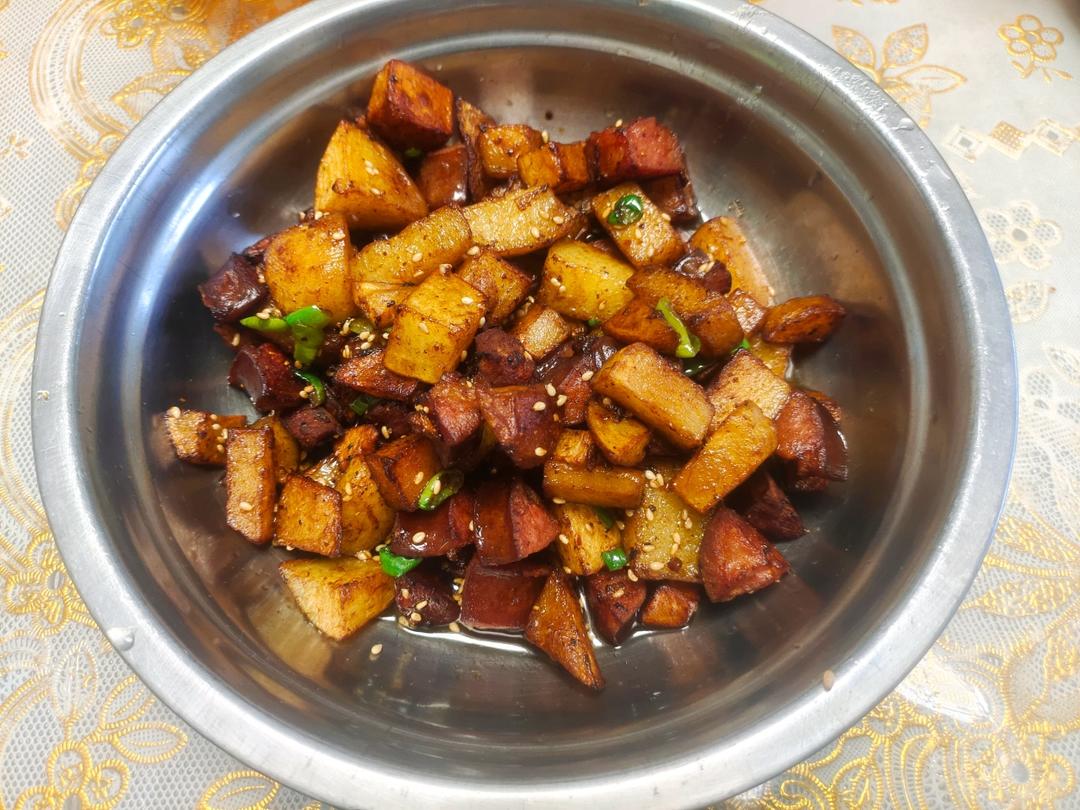 烧烤风味的土豆小香肠