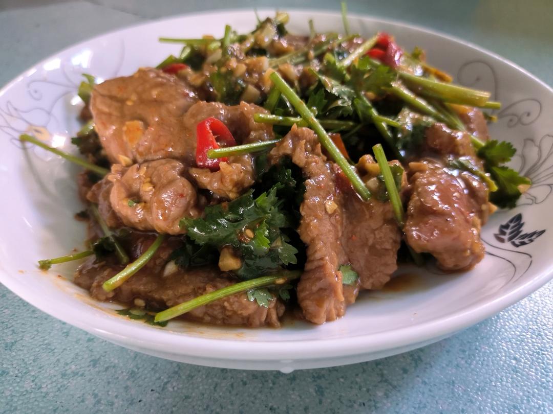 香菜拌牛肉