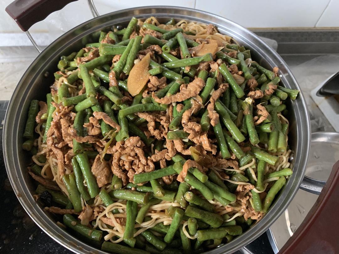 豆角炒肉卤面-巧手厨娘