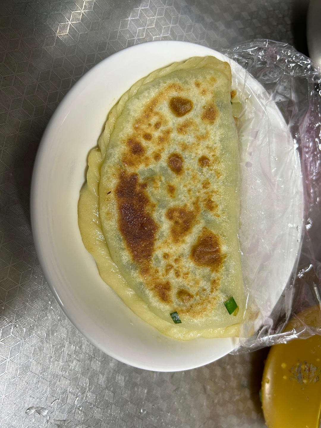 ㊙️烫面韭菜盒子 凉了也不硬 附包成完美半圆的细节视频