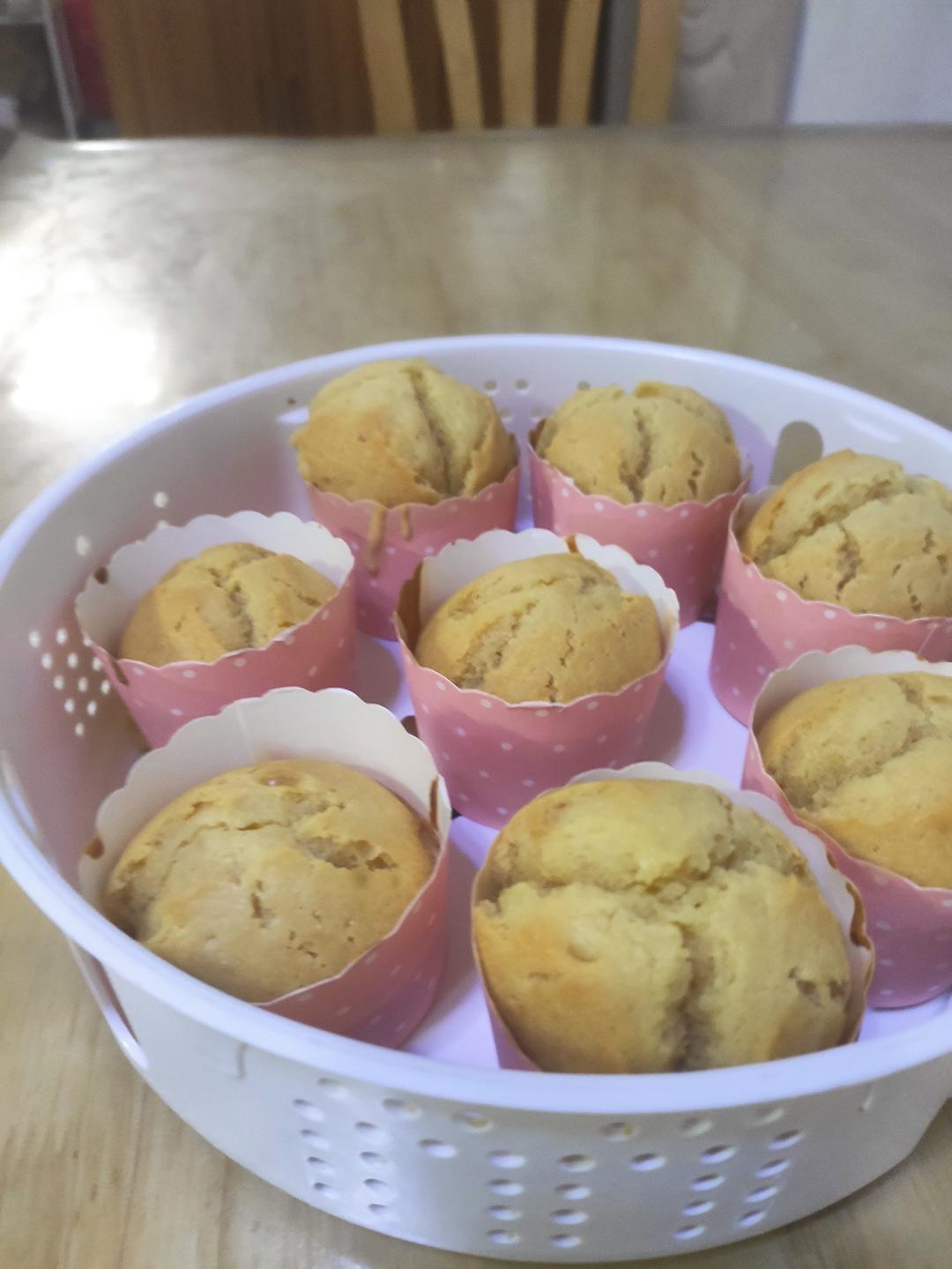 不用打发蛋清，搅一搅就能做的蔓越莓马芬蛋糕！