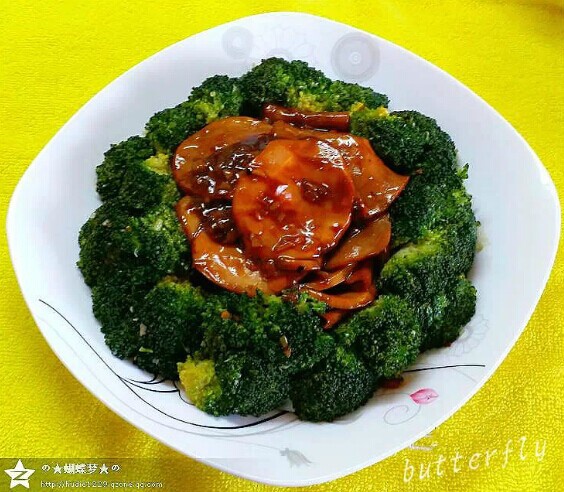 杏鲍菇扣西兰花