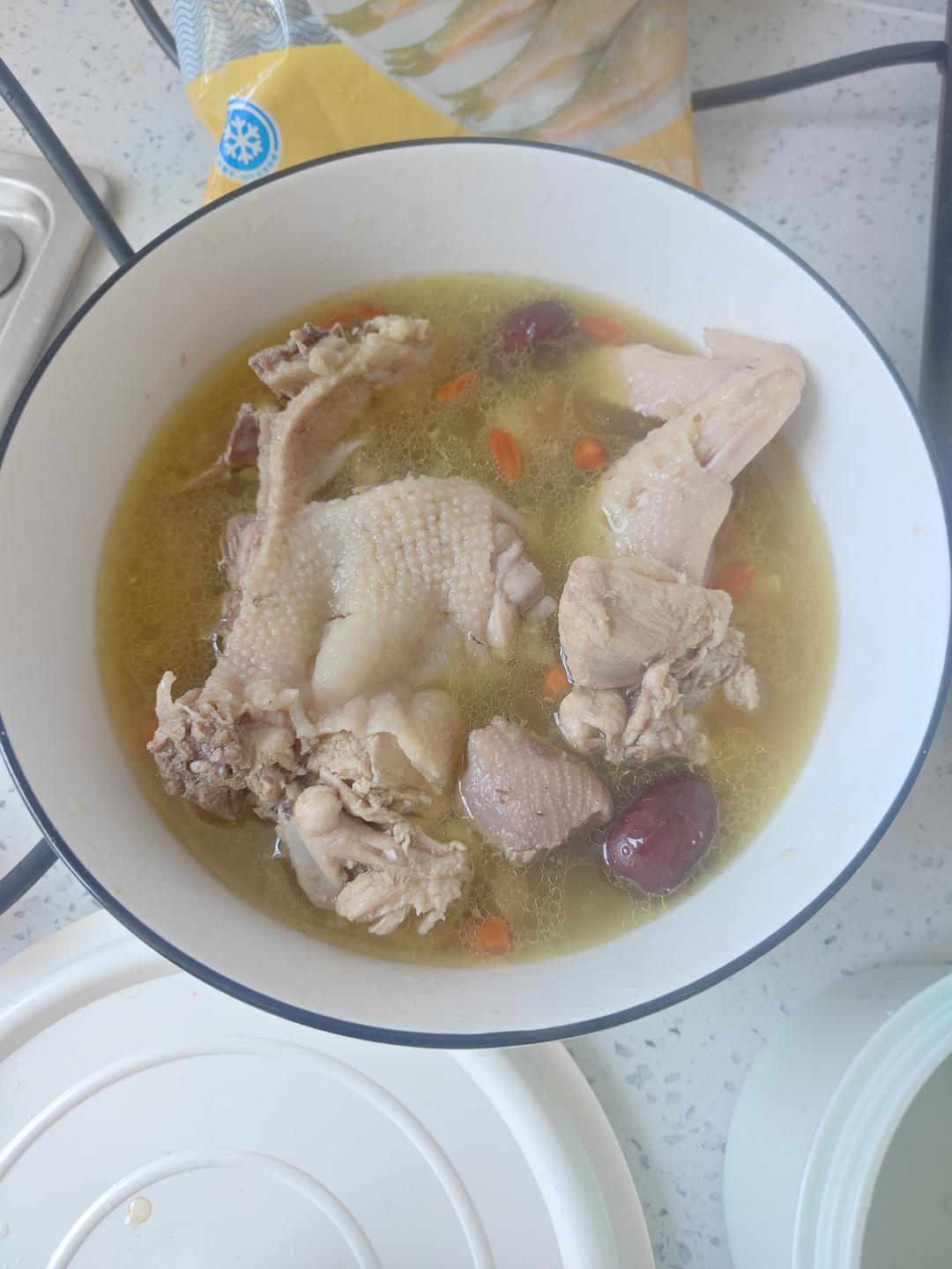鲜美无敌：清炖鸡汤🐔