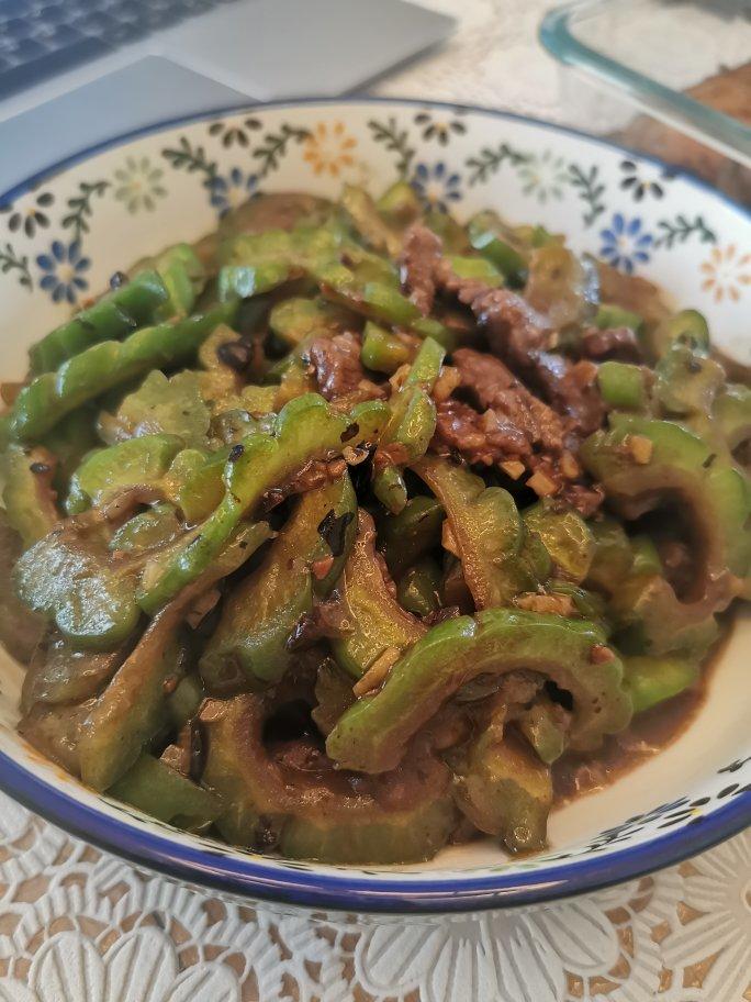 粤式经典凉瓜牛肉