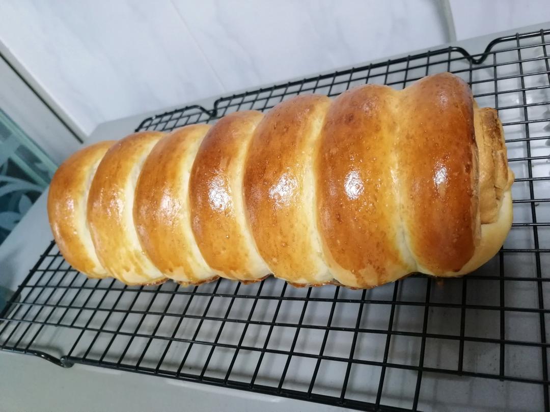 视频🐛经典｜毛毛虫面包｜美味松软｜奶味浓郁｜一口一个满足