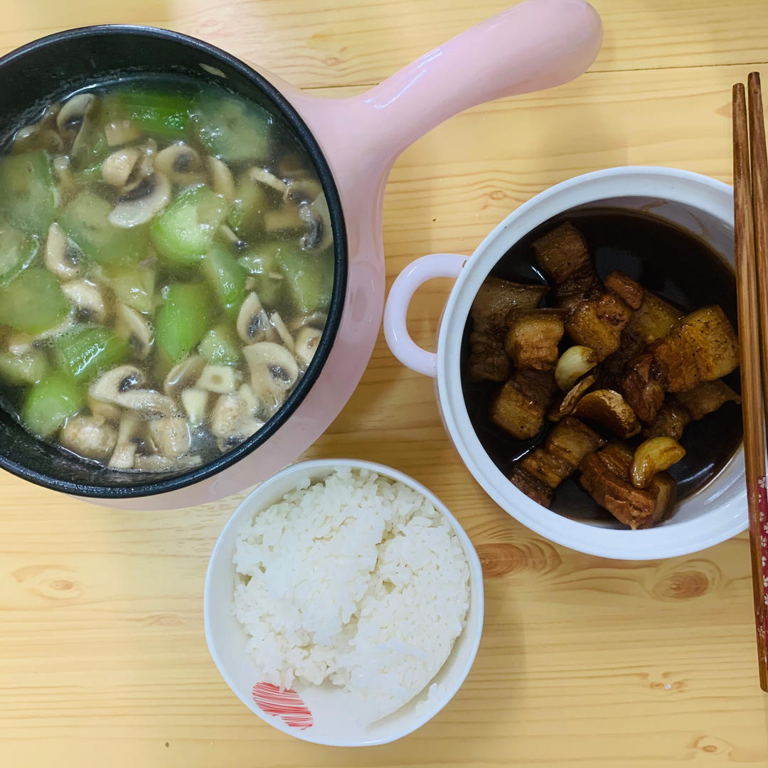 不焯水不放油的家常红烧肉