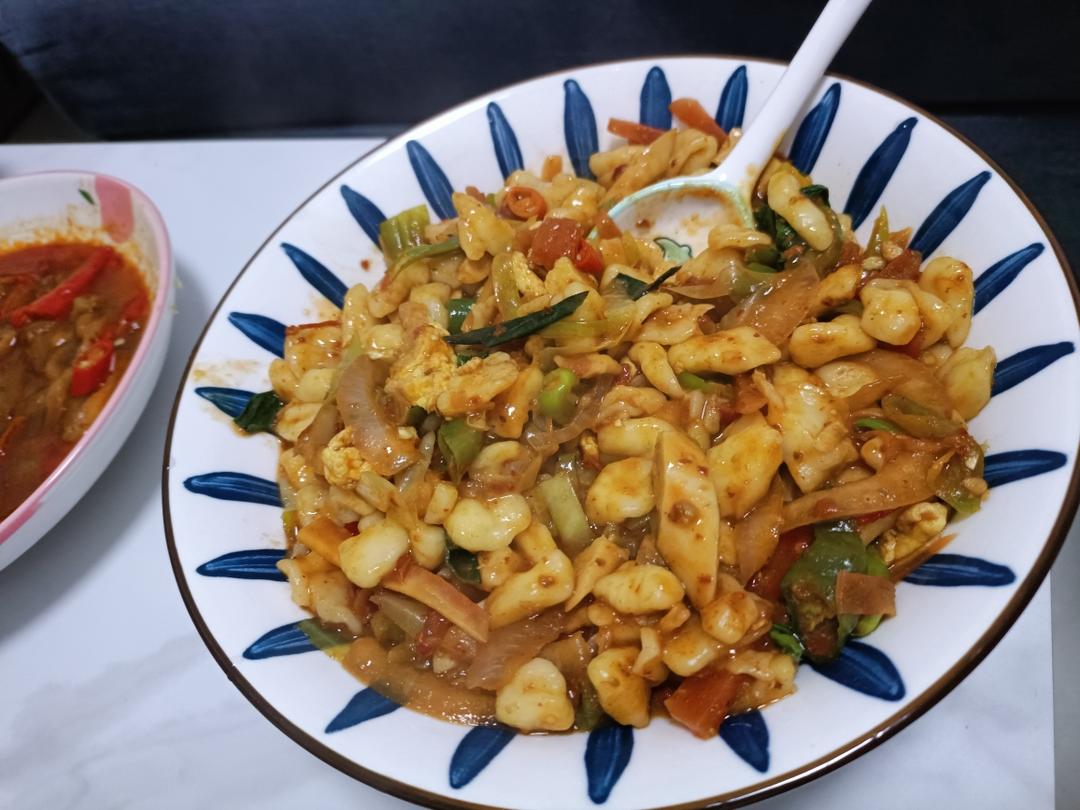 炒麻食（猫耳朵）