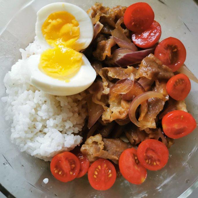 “吉野家”肥牛饭