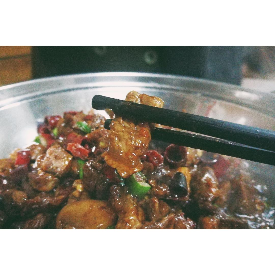 香辣牛腩煲