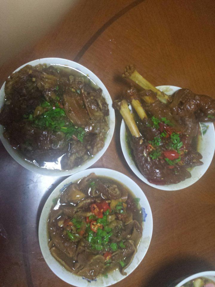 红烧羊肉、羊肚、羊爪的做法