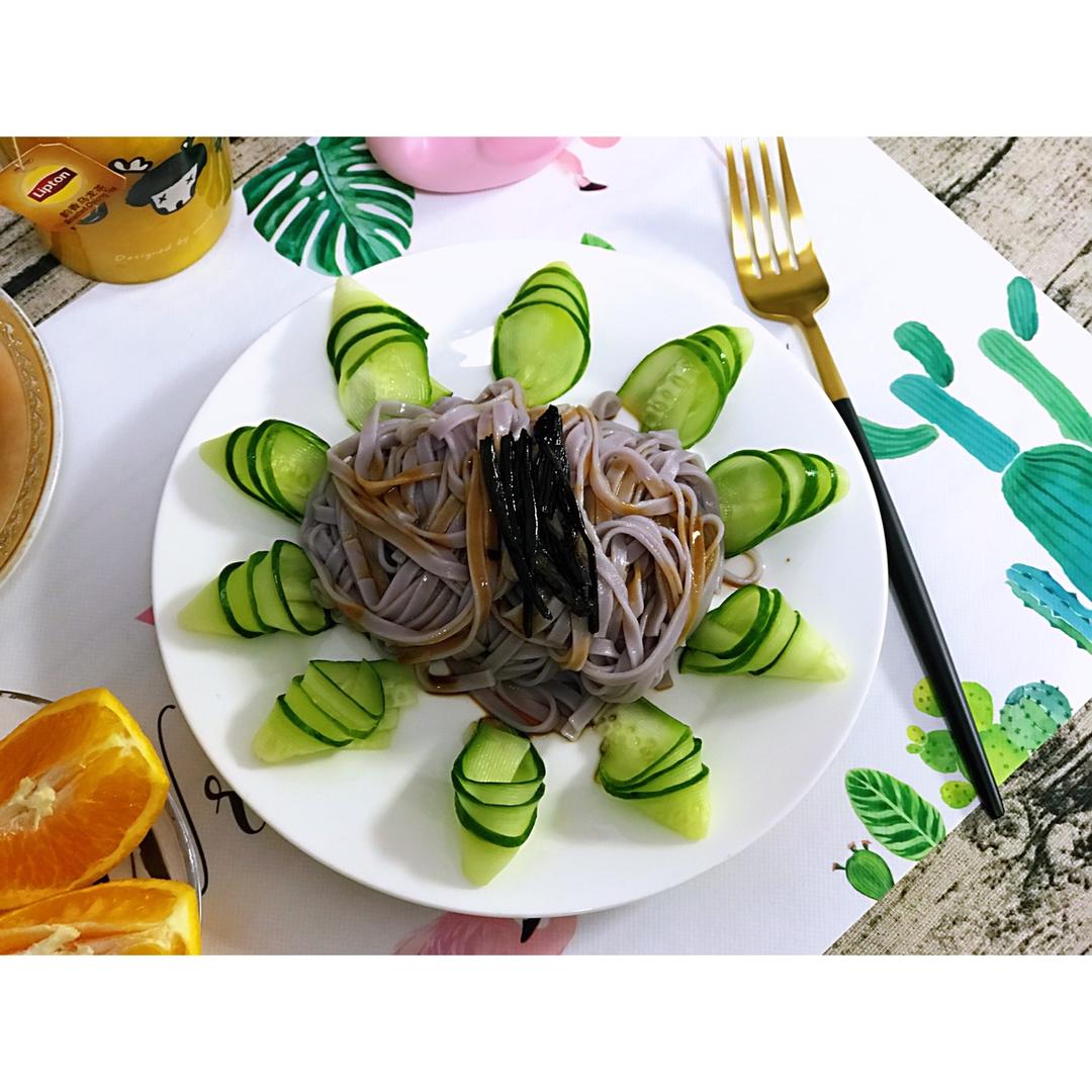 👗创意黄瓜盘饰摆盘拼盘（有小裙子）