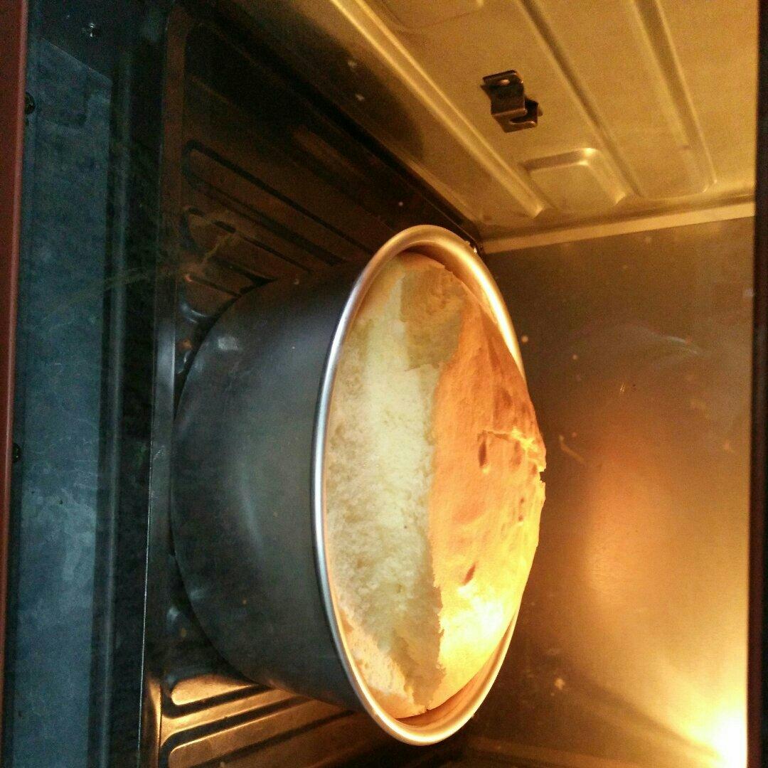 烤箱做蛋糕（戚风蛋糕的做法）