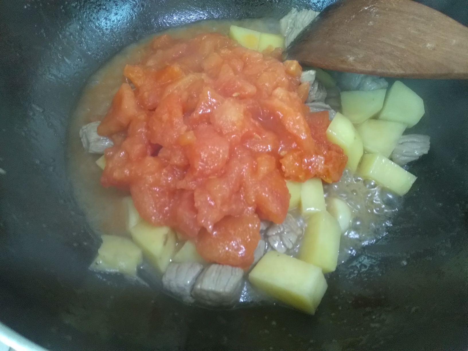 西红柿土豆炖牛肉的做法 步骤6