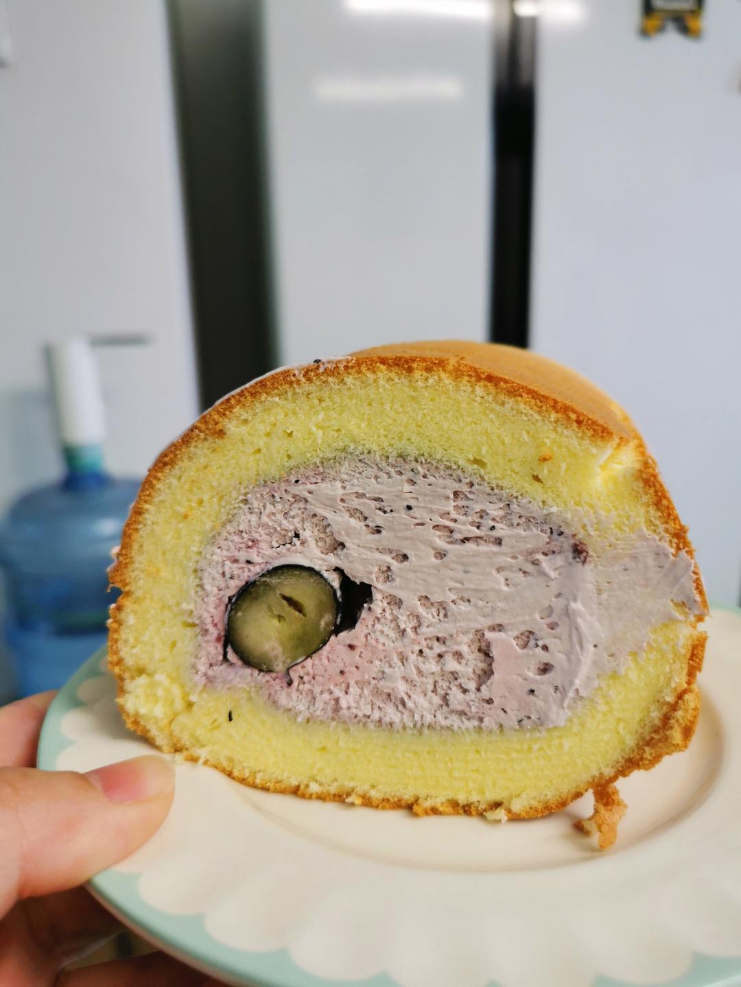 胖乎乎奶油芒果卷/不开裂不掉皮全过程详细图解烘焙视频/蛋糕篇6：「厚卷」