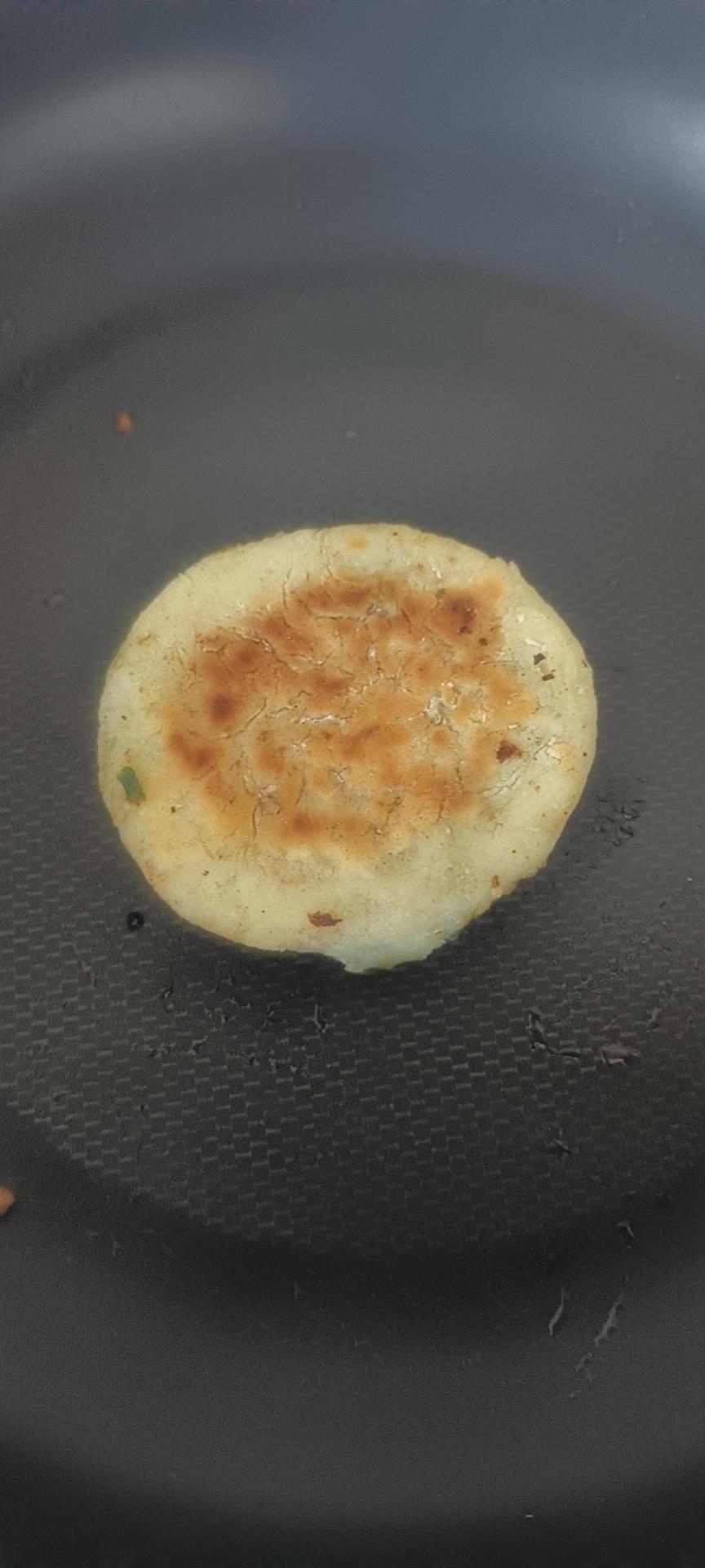 不一样的韭菜盒子（馅饼）