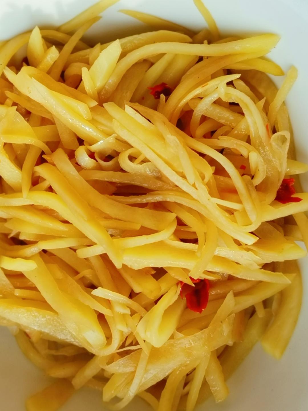 酸辣土豆丝的家常做法 超级下饭