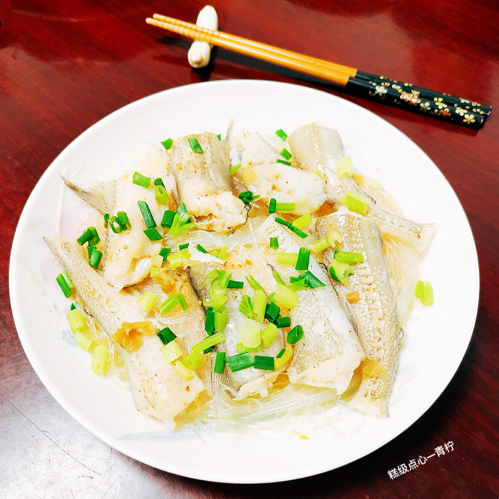 清蒸鲈鱼【快手又美味】