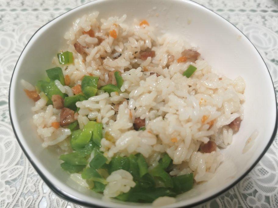 香肠胡萝卜饭