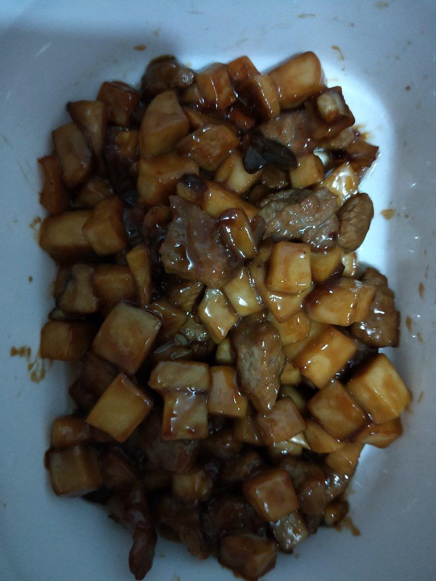 家常菜~杏鲍菇烧牛肉粒