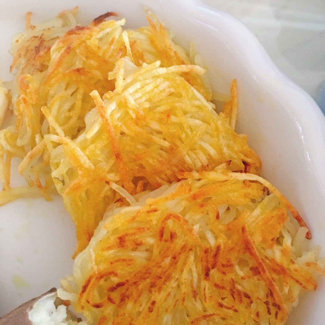 贺金娜做的土豆丝饼