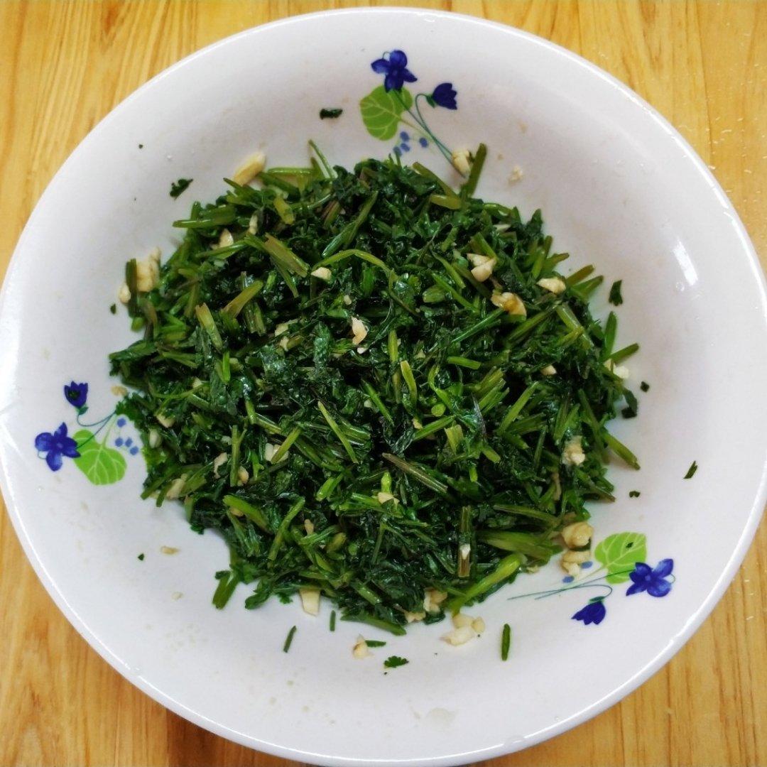 凉拌香菜