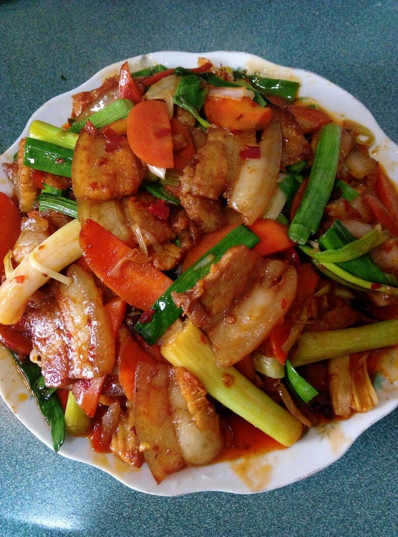 老丁的私房菜-蒜苗回锅肉