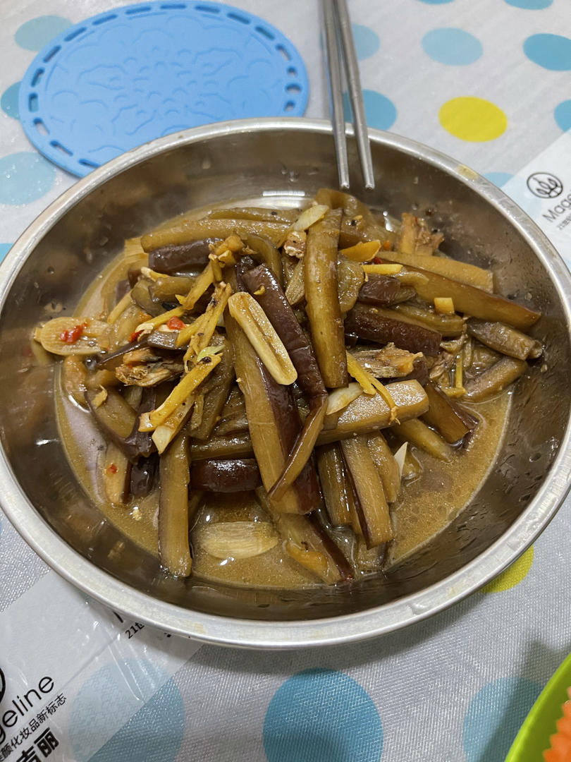 家常菜_快手菜_咸鱼茄子煲_低碳低热量_小白食谱