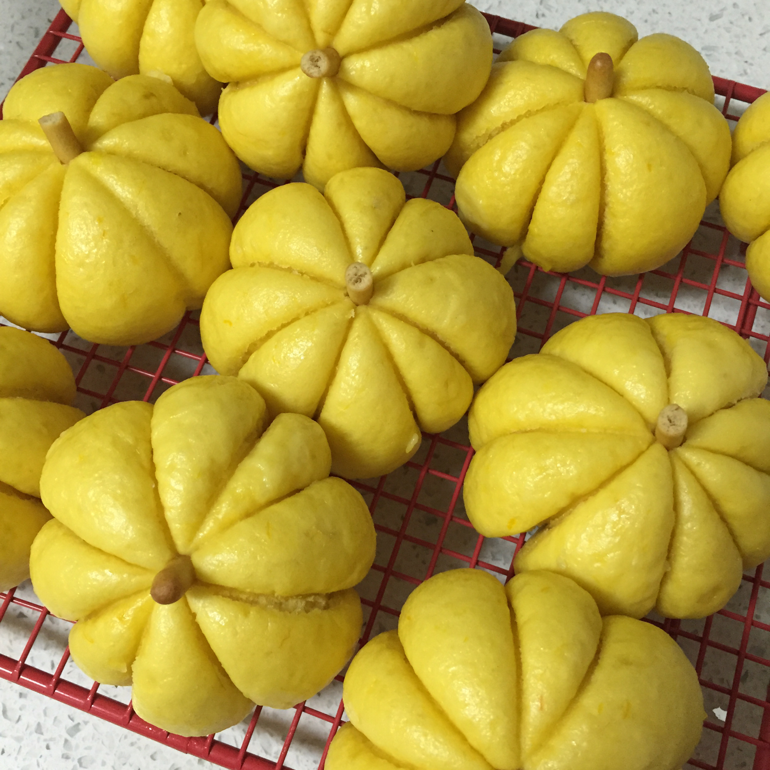 萌萌哒南瓜馒头（面包机轻松揉面）