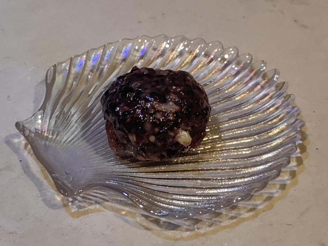 粗粮粘豆包