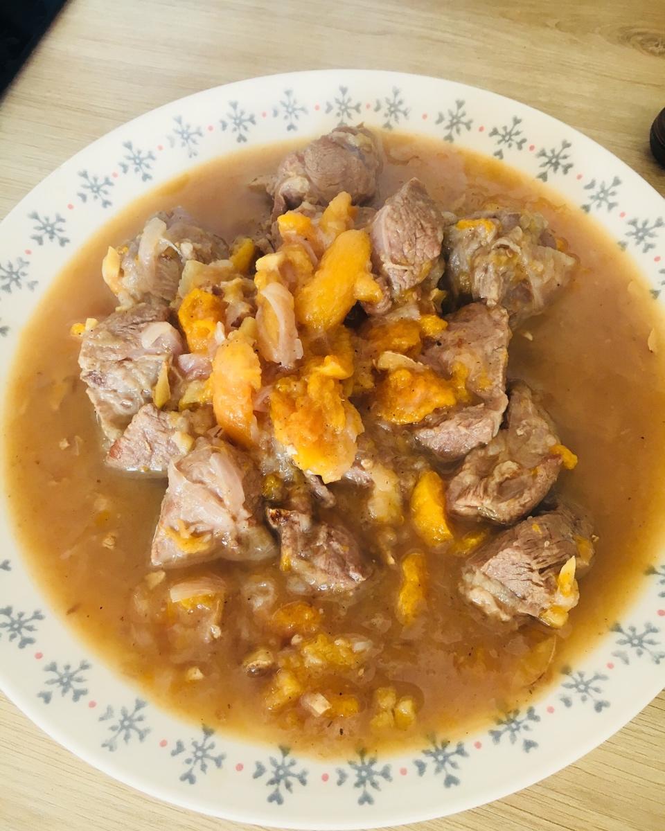 摩洛哥炖羊肉塔吉锅