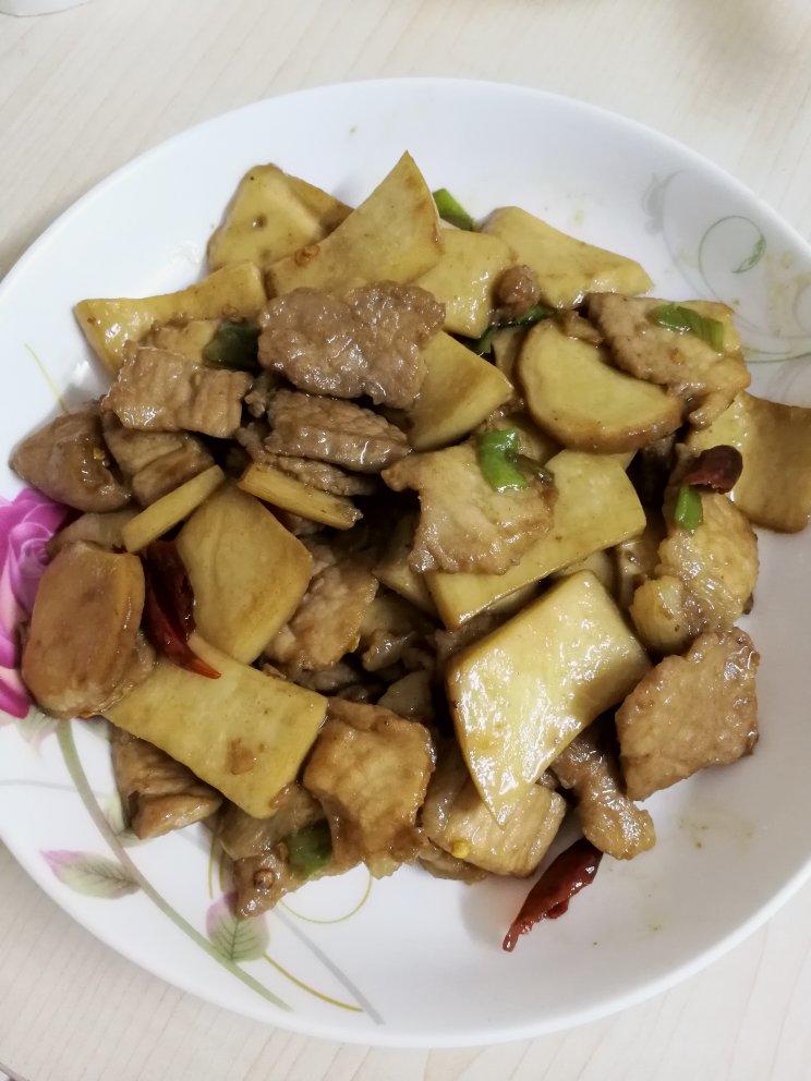 杏鲍菇炒肉片